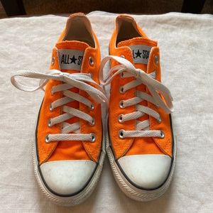 Converse Orange Chuck Taylor Mens 6/Womens 8